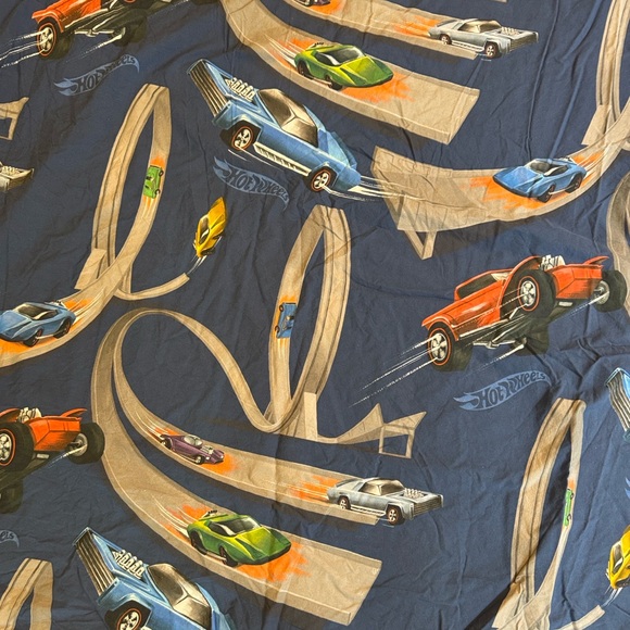 Pottery Barn Kids Hot Wheels Twin Duvet with Two Standard Shams - Picture 5 of 8